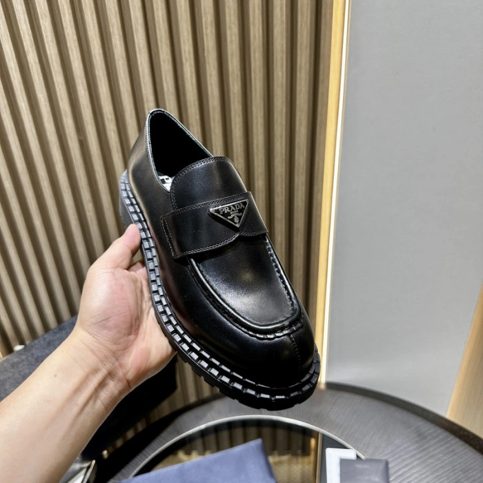 PR0DA LOAFERS
