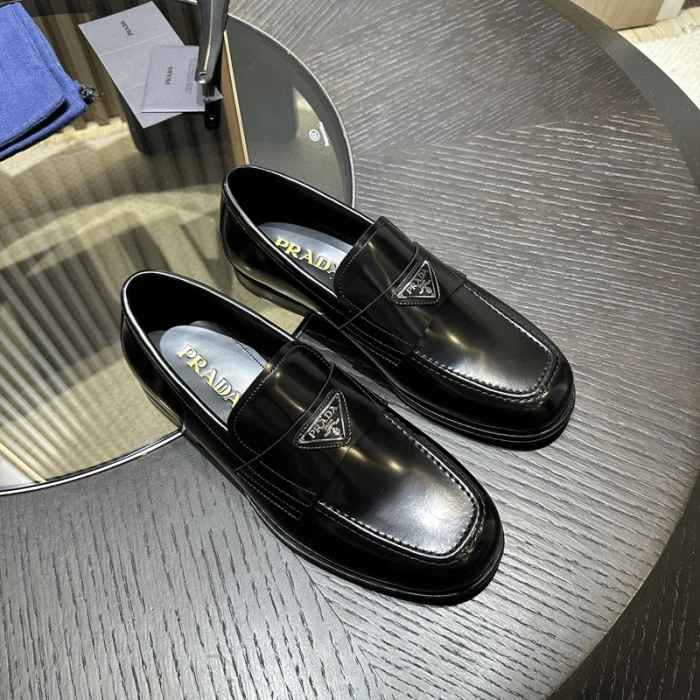 PR0DA LOAFERS