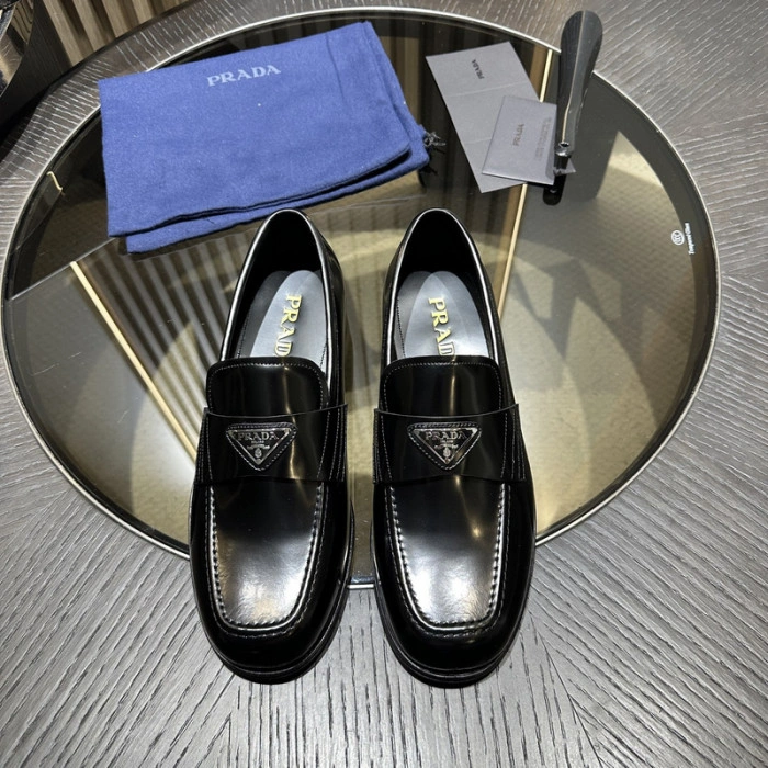 PR0DA LOAFERS