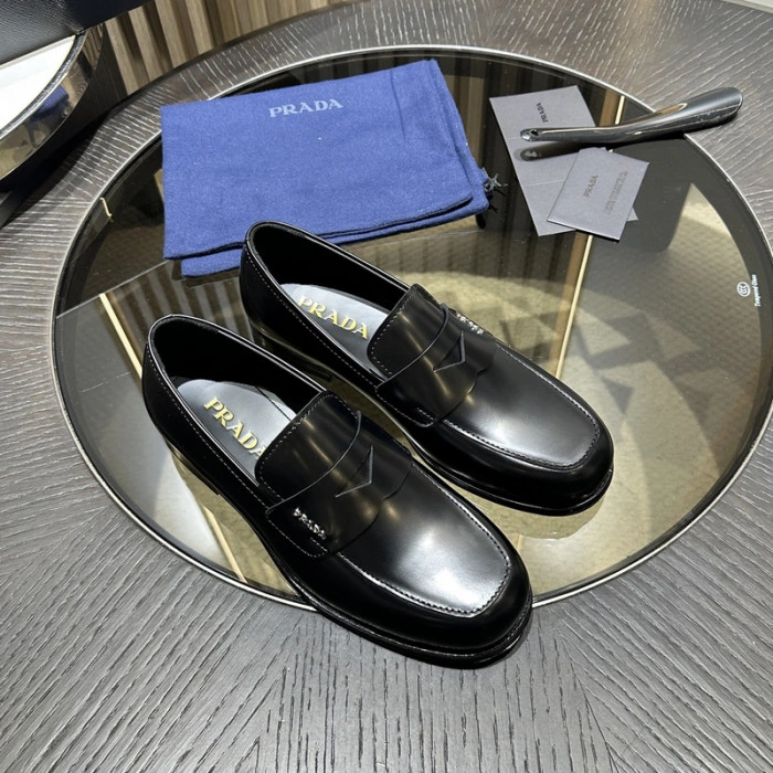 PR0DA LOAFERS