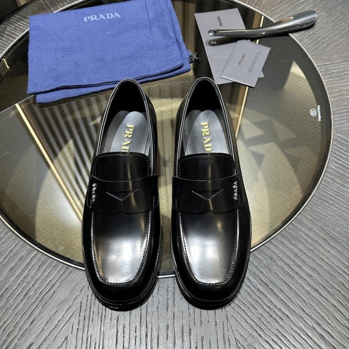 PR0DA LOAFERS