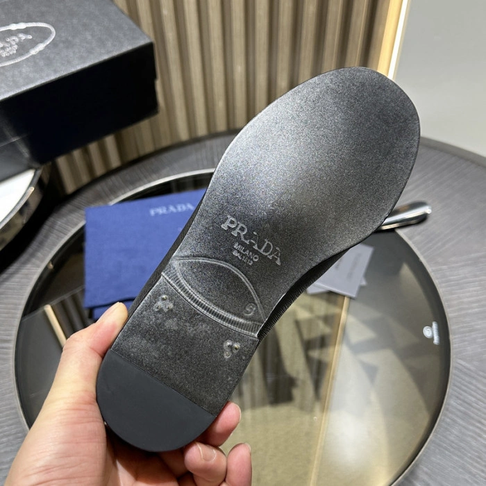 PR0DA LOAFERS