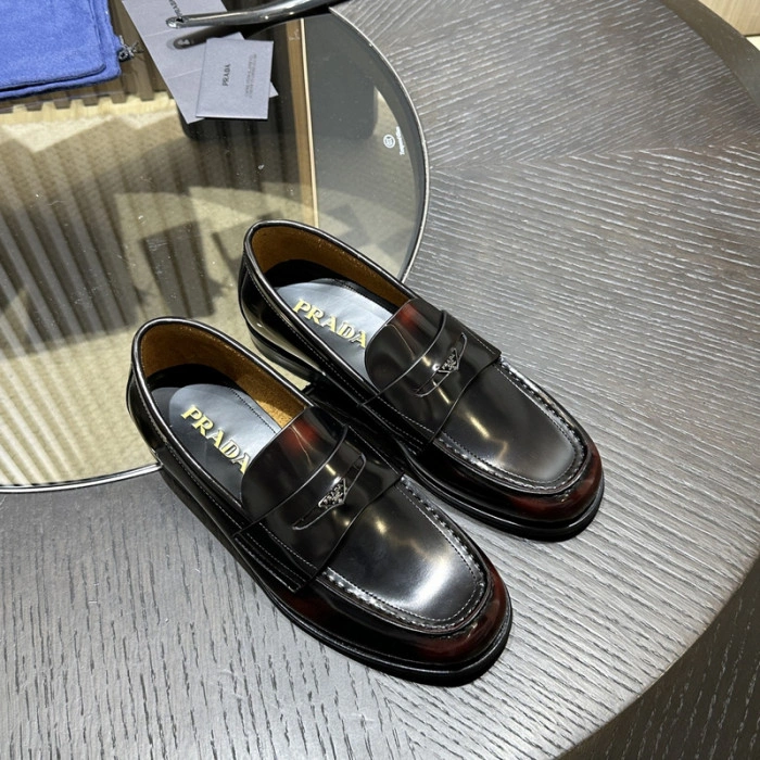 PR0DA LOAFERS