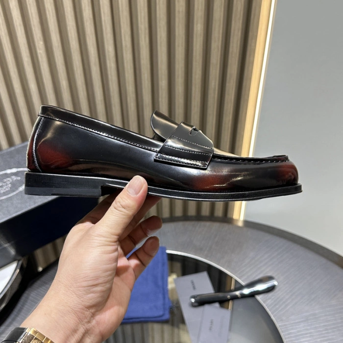 PR0DA LOAFERS