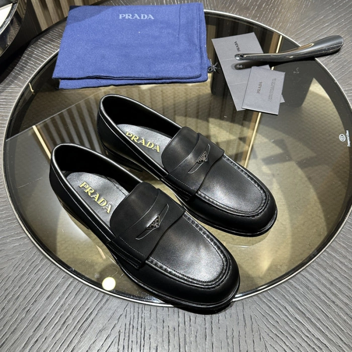 PR0DA LOAFERS