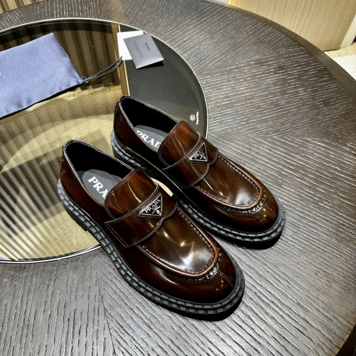 PR0DA LOAFERS