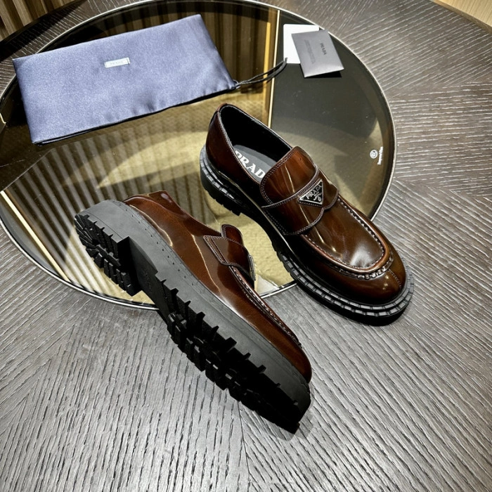 PR0DA LOAFERS