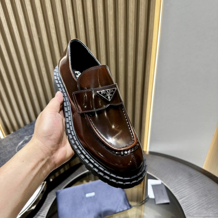 PR0DA LOAFERS