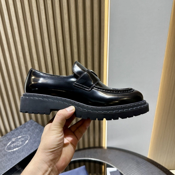 PR0DA LOAFERS