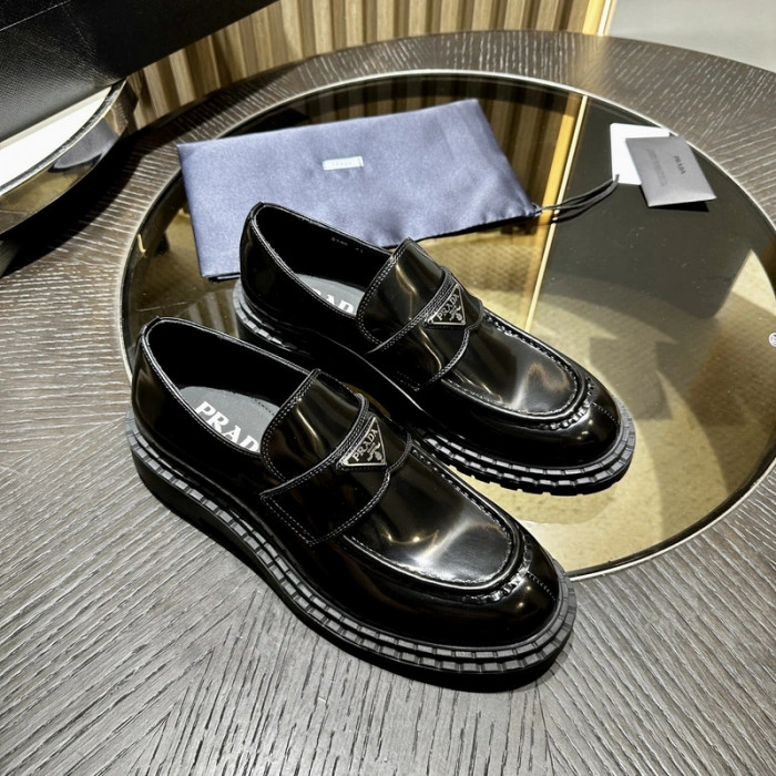 PR0DA LOAFERS