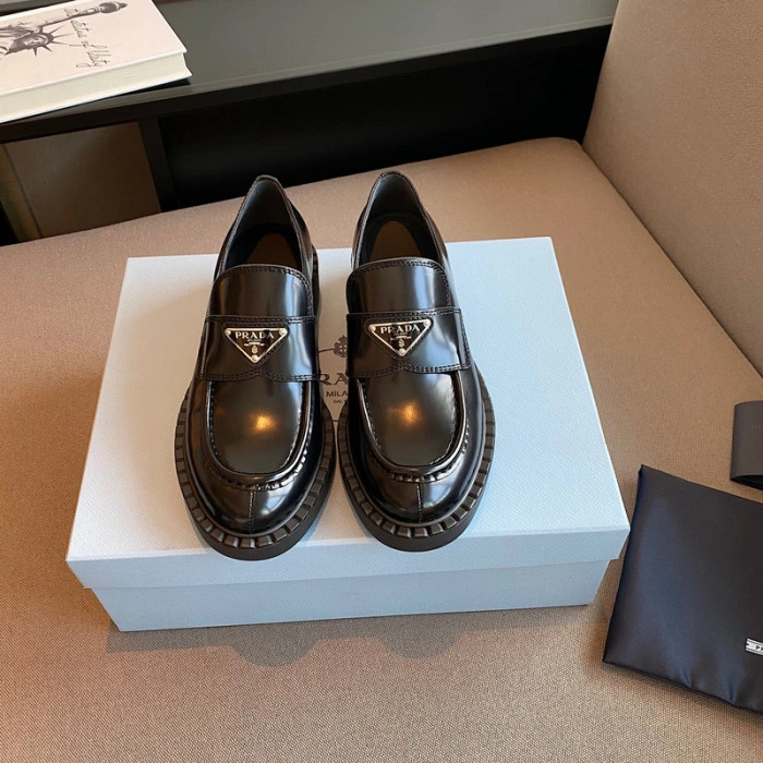 PR0DA LOAFERS