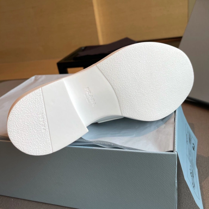 PR0DA LOAFERS