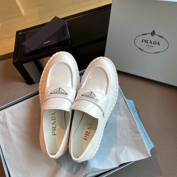 PR0DA LOAFERS
