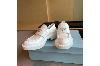 PR0DA LOAFERS