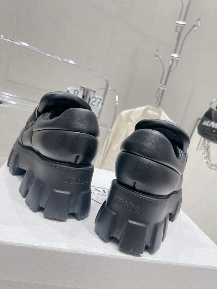 PR0DA LOAFERS