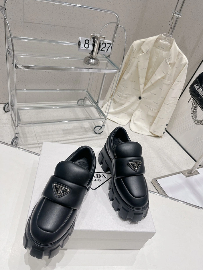 PR0DA LOAFERS