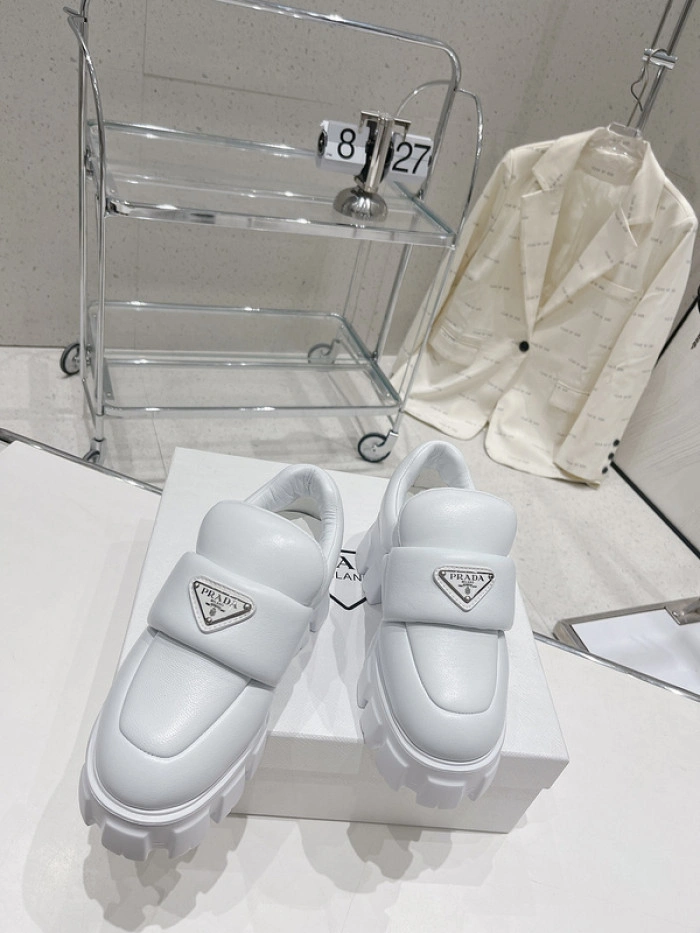 PR0DA LOAFERS