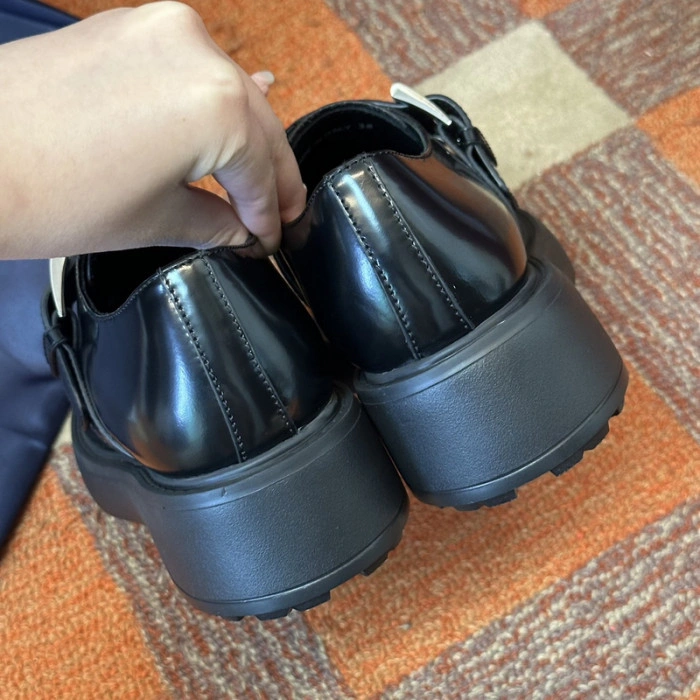 PR0DA LOAFERS