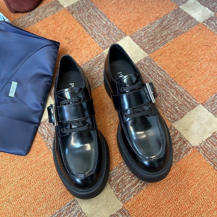 PR0DA LOAFERS