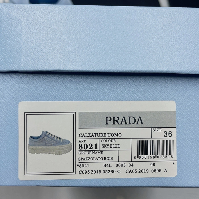 PRADA  LOW TOP SNEAKE