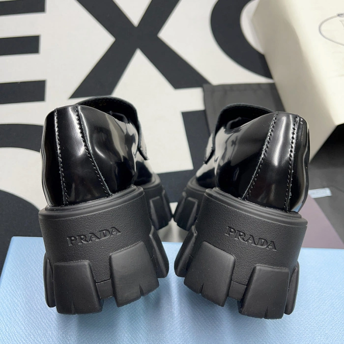 Pr0da  Loafers