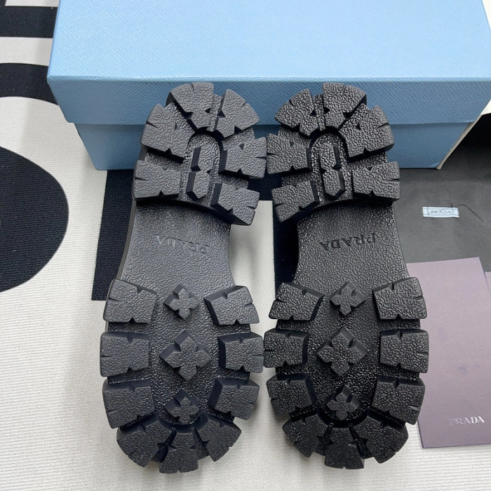Pr0da  Loafers