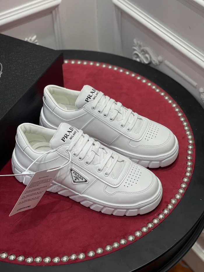 Prada-Monolith white
