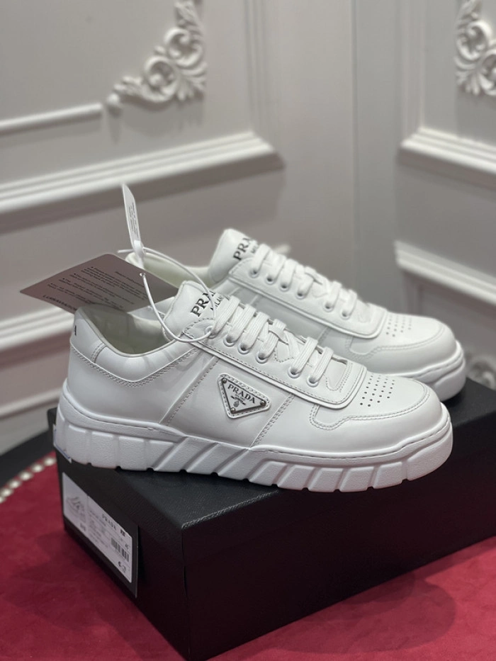 Prada-Monolith white