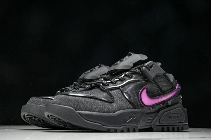 RTFKT x Nike Dunk Genesis 'Void'   HM4465-001
