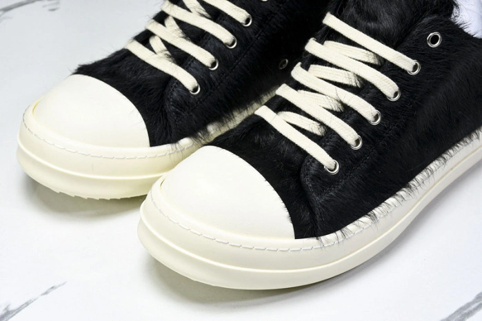 Rick Owens Sneakers (furry)