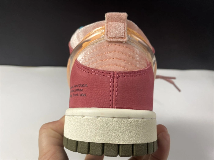 Social Status x Nk SB Dunk High Pro DJ1173-600