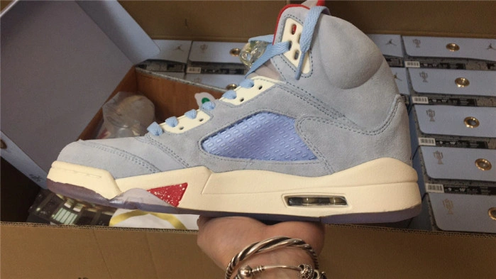 TROPHY ROOM X AIR JORDAN 5 JSP ICE BLUE CI1899-400