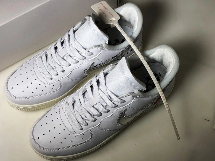 The O-W x Nike Air Force 1 Low ComplexCon AO4297-100