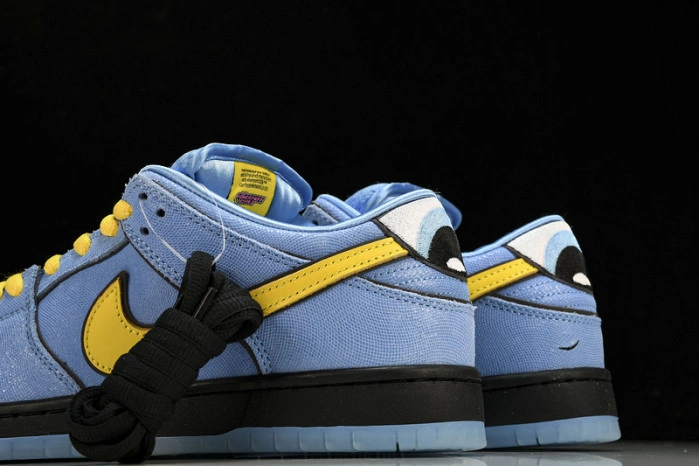 The Powerpuff Girls x Nk SB Dunk Low  FZ8319-400