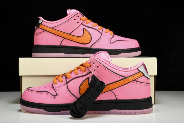 The Powerpuff Girls x Nk SB Dunk Low  FZ8319-600