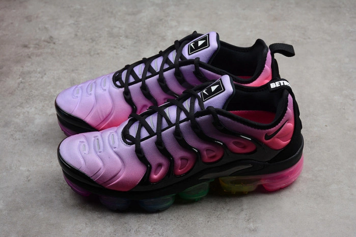 VAPORMAX PLUS BE TRUE PURPLE PULSE BLACK-PINK BLA  (W) AR4791-500