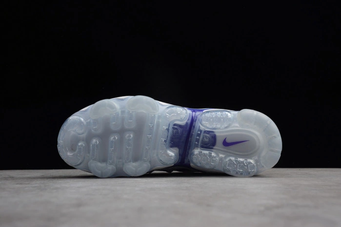 VAPORMAX PLUS WHITE FIERCE PURPLE 924453-101