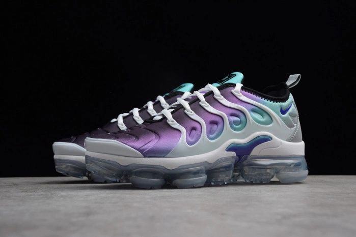 VAPORMAX PLUS WHITE FIERCE PURPLE 924453-101