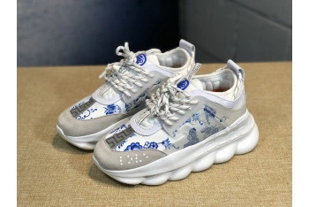 VERS CHAIN REACTION SNEAKERS