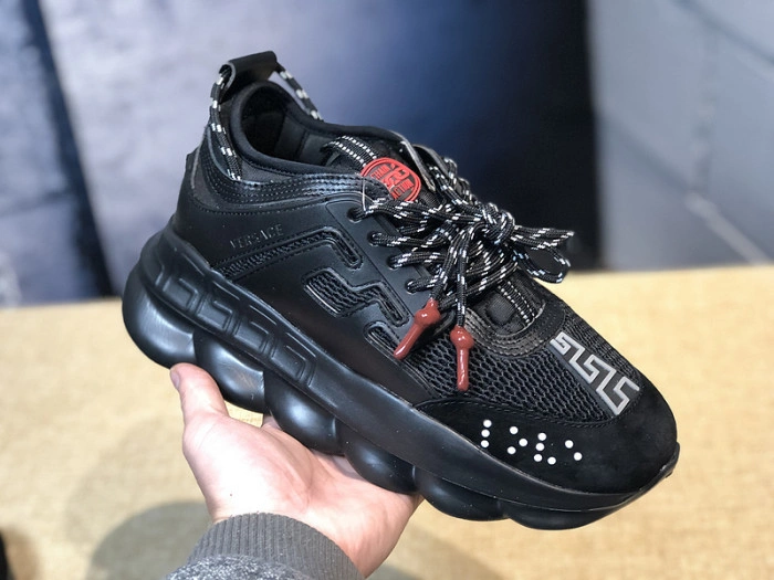 VERS CHAIN REACTION SNEAKERS