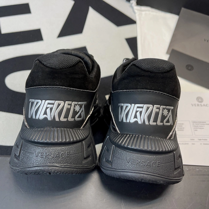 VERS SNEAKERS