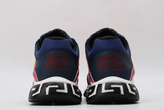 VERS SNEAKERS