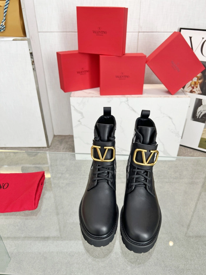 Va*lentino Boots