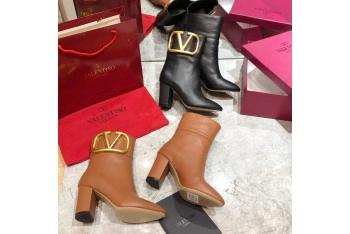 Va*lentino Boots