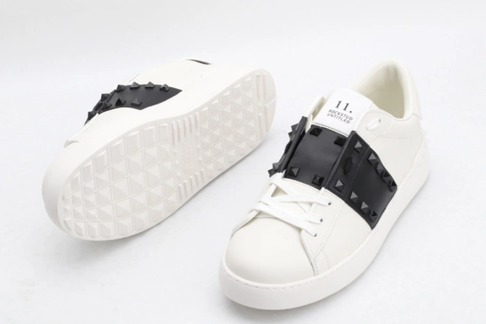 Va*lentino sneaker