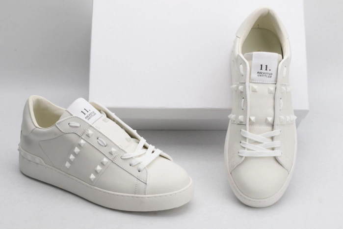 Va*lentino sneaker