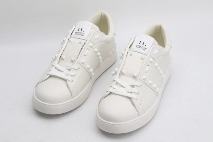 Va*lentino sneaker