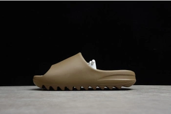 Yeezy Slide Earth Brown  FV8425