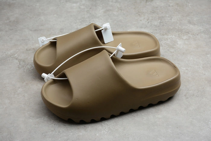 Yeezy Slide Earth Brown  FV8425