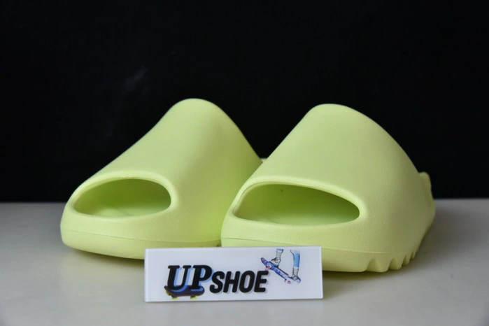 Yeezy Slide Green GX6138